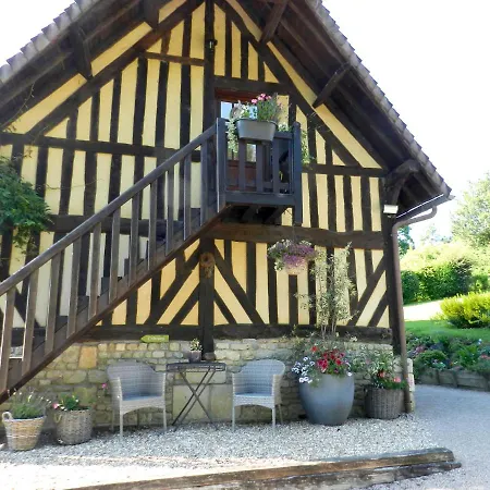 לינה וארוחת בוקר Le Pressoir בוברו-אן-אוז'