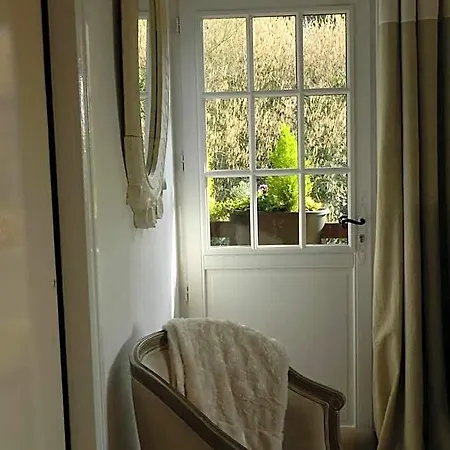 Le Pressoir Bed & Breakfast